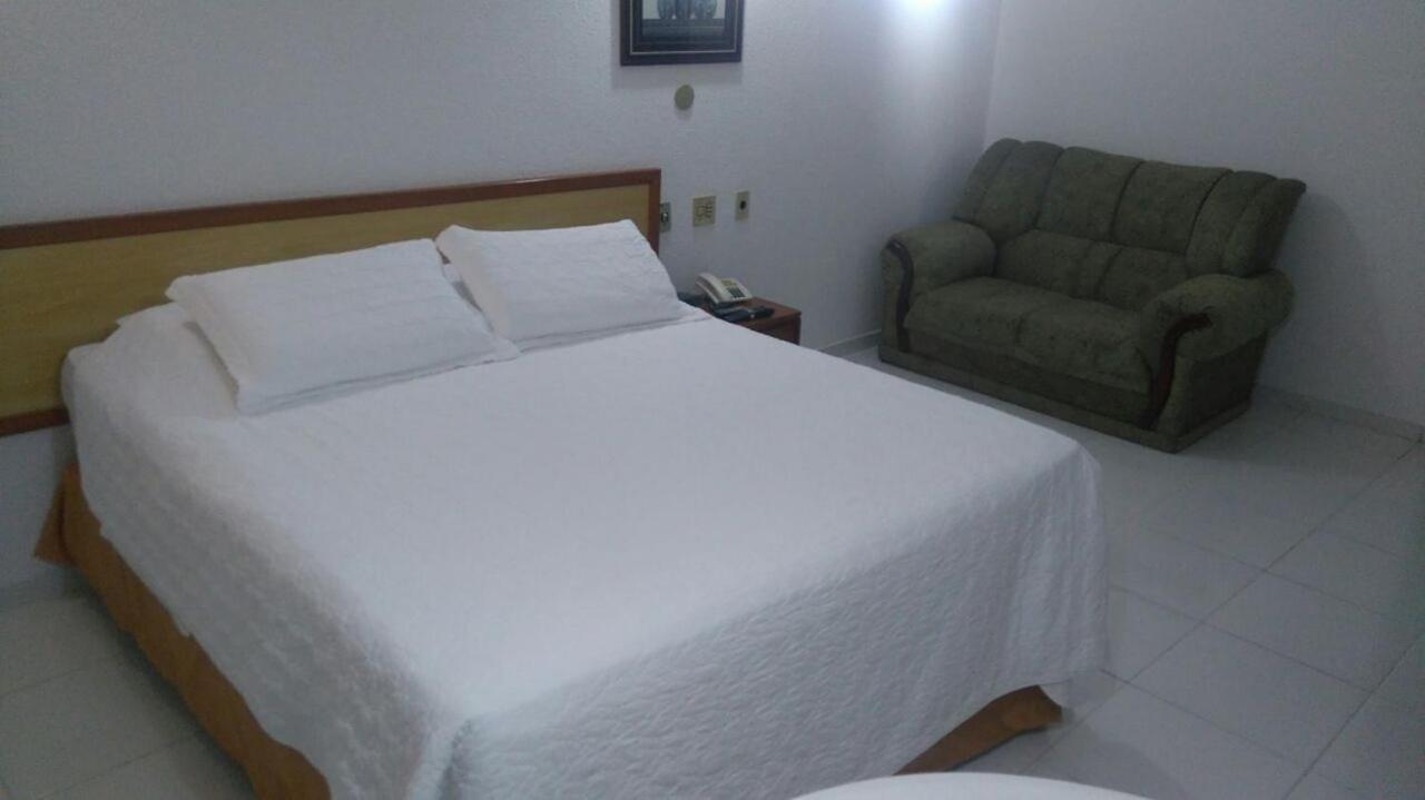 Obeid Plaza Hotel Bauru Bagian luar foto